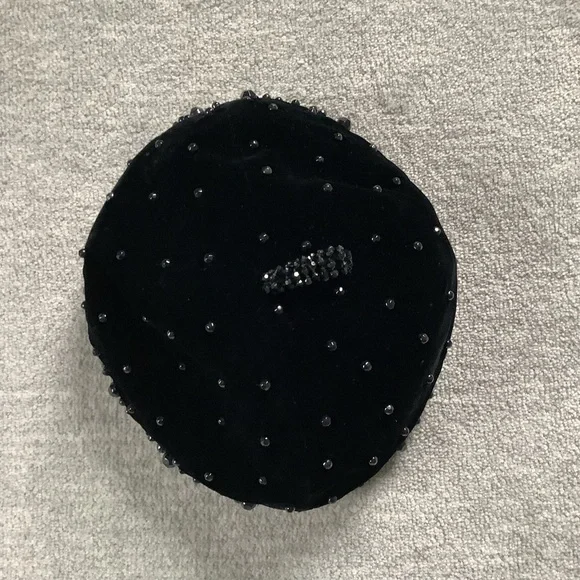 Vintage Woolf Brothers Elegant Black Beaded Velvet Beret/Beanie